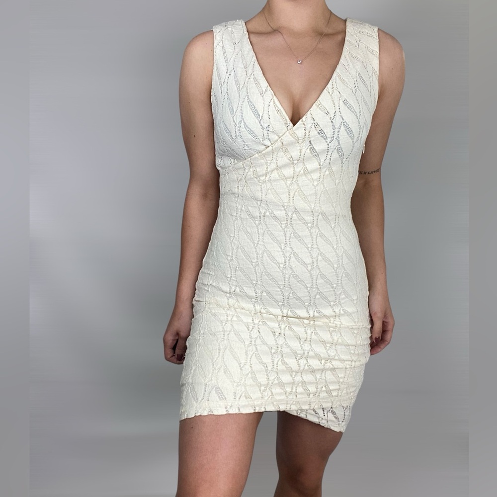 TRACY REESE Bodycon Lace Sleeveless V Neck Fitted‎ Midi Dress - Picture 2 of 9